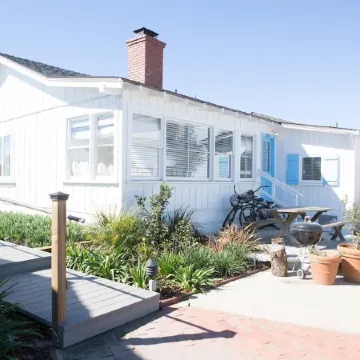 Carpinteria Beach Front Bungalow