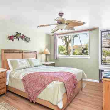 Stunning Turtle Bay - Ground Floor Condo with Full Kitchen 2 Full Baths! Rooms