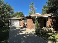 Crown Hill Oasis - Hot Tub/Yard/Parking Hotels near Colorado Mills