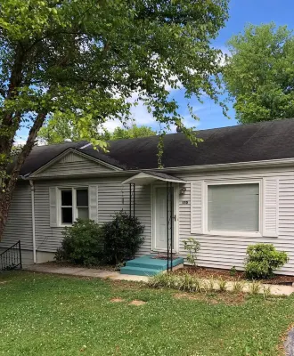 Sparta House on the Calfkiller River