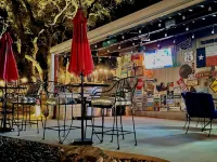 Canyon Lake & River Escape: Entertain, Unwind & Recharge!