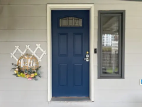 Quaint Downtown Studio 4 blocks off Main