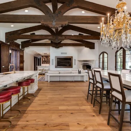 STR 2025 002405 - Tuscan Camelback Mountain Mansion - Close to Everything!!