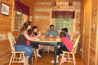 Pet Friendly Appalachian Cabin!