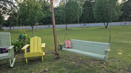 Modern relaxing cabin.  Firepit,  goats on property, and nearby fishing,.