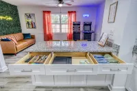 Near Img! Free Heated Pool, Fire Pit, Golf, BBQ, Arcade Games!