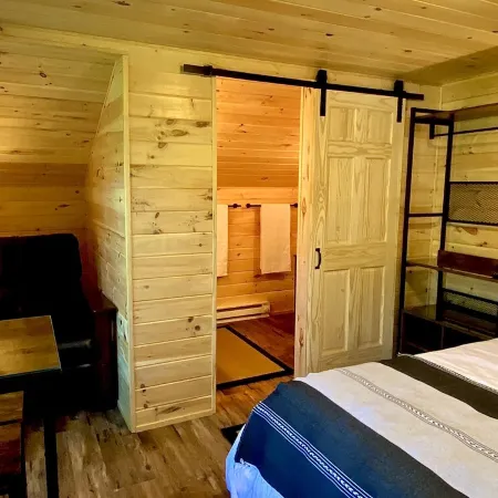 Finger Lakes: Lamoka Hideaway