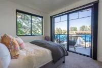 Waterfront Loft in the Heart of Sandpoint