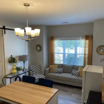 Cozy & Private in-Law Suite 10 Minutes from LakePoint