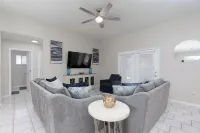 Tastefully remodeled and furnished home in the heart of Brownsville.