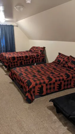 Beautiful house on the Paradise Eckerman boarder.