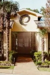Lakefront Oasis - 6BR/4.5BA