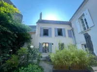LE CLOS lock door Hotels in Sancerre