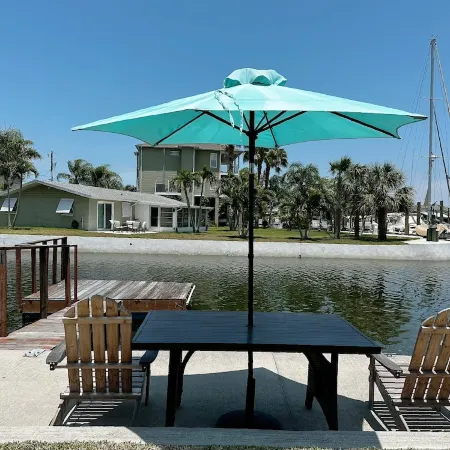 Water Front Home on Canal; Access to the Gulf of Mexico.