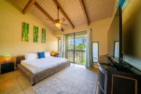 Extraordinary Listing on the Block!!! 2 Story Condo Renovated! Hotels near CLIMB Works Keana Farms Zipline Tour
