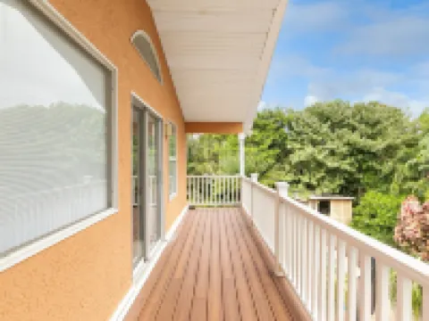 Luxury Beachside OASIS with Private Pool - Steps to private beach & restaurants Hotels in Melbourne Beach