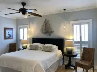 5 KING BEDS! OLD VILLAGE LOCATION!!!Close to Beaches, Shem Creek and Charleston