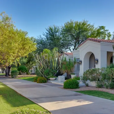 Paradise Valley Estate With Pool, Game Room And Near Entertainment!