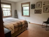 4 B.R. Ski Chalet: Minutes to Slopes