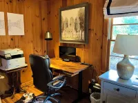 Beautiful Highlands cabin! 8 min to town-Pet friendly-lots of outdoor space
