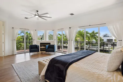 Luxurious Delray Beach Waterfront Pool Home with VIP Beach Passes! Pet Friendly!