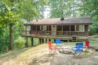 Cozy 3 bedroom cabin with pretty views and a short drive to Luray Caverns