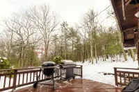 The Cabin at Deep Hollow Hotels in Tusten