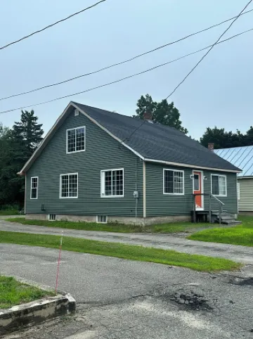 Direct Trail Access! Downtown - Full Home!