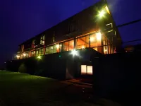 Windloft Retreat Hotels in Deltota