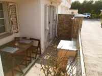 Summer Room- Fronte Spiaggia Hotels in La Caletta