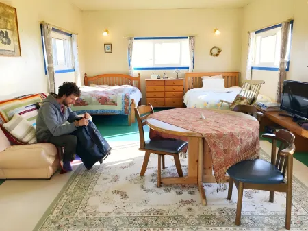 Guest House Heartn Tree Отели в г. Цуруи