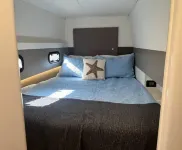 Amazing 4 Bdrm, 4 Bath Catamaran - Purpus