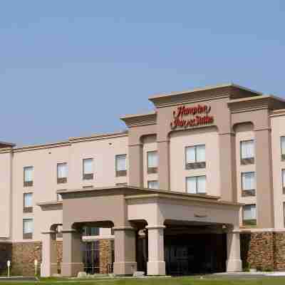 Hampton Inn & Suites by Hilton Guelph Hotel Exterior