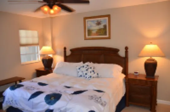 Stylish & Comfortable Condo with Breathtaking Views – Fully Remodeled Dec 2024