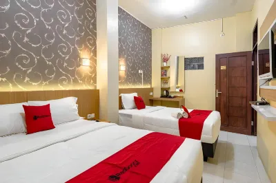RedDoorz Near Dino Park Hotel di Kecamatan Batu