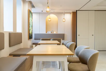 JungGam Hotel Отели в г. Чхонджу