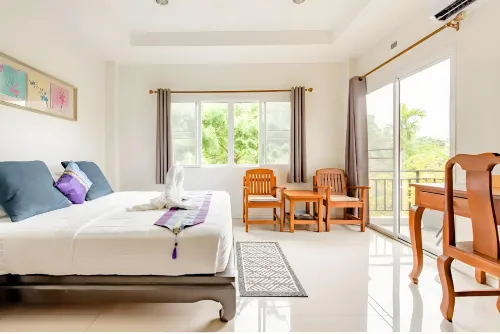 Baan Glangsuan Bang Kobua
