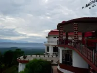 Dee Jay Resort Hotel di Pragpur