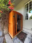 Chateau Herbe ~ Rosalind Carriage House Beautiful 1 Bedroom Apartment