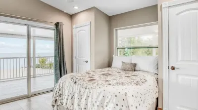 Keys To The Kingdom! Private Oceanfront Retreat with Beach and Pool Hotels near Long Beach