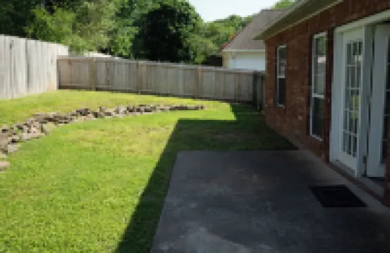 Walking distance to Coler MTN Bike - 3BR 2BA