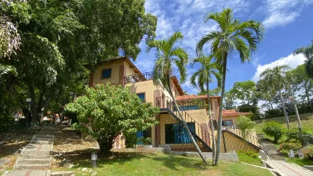 On Vacation Girardot Resort Отели в г. Ricaurte