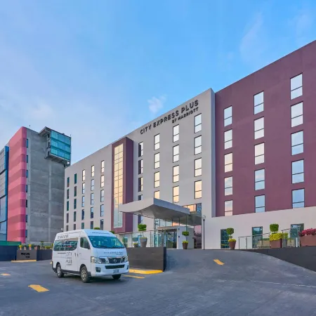 City Express Plus by Marriott Ciudad de México Periférico Sur Tlalpan Отели рядом с достопримечательностью «Стадион «Ацтека»»