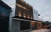 薩雷民宿和藝術空間-沙努爾 辛杜海灘（Sindhu Beach）附近的飯店
