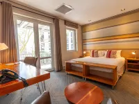 Hippo Boutique Hotel Hotels near Gardens