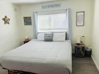 Hot tub, Steam Shower, Playground, & Gym, in Charming Home! Hotels near Walmart Garden Center