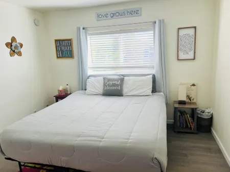 Spotless, Family-Friendly Gem! Hot Tub, Steam Shower, Playground & Gym