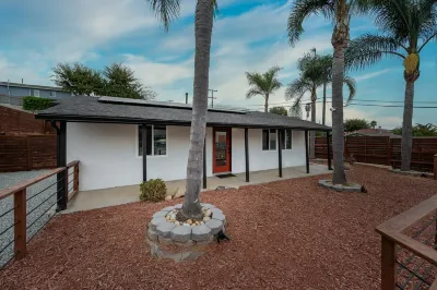 Renovated South Park Charmer Close to Zoo Downtown 巴爾博亞公園住宿飯店