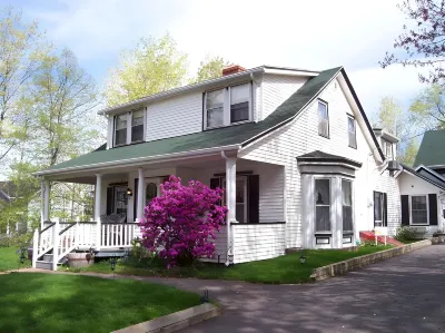 Farmhouse Inn B&B Các khách sạn ở New Minas