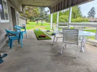 Spacious 2BR house. Pet friendly with fenced yard. Outdoor covered patio.